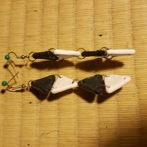 B&W earrings (4 for 13$)